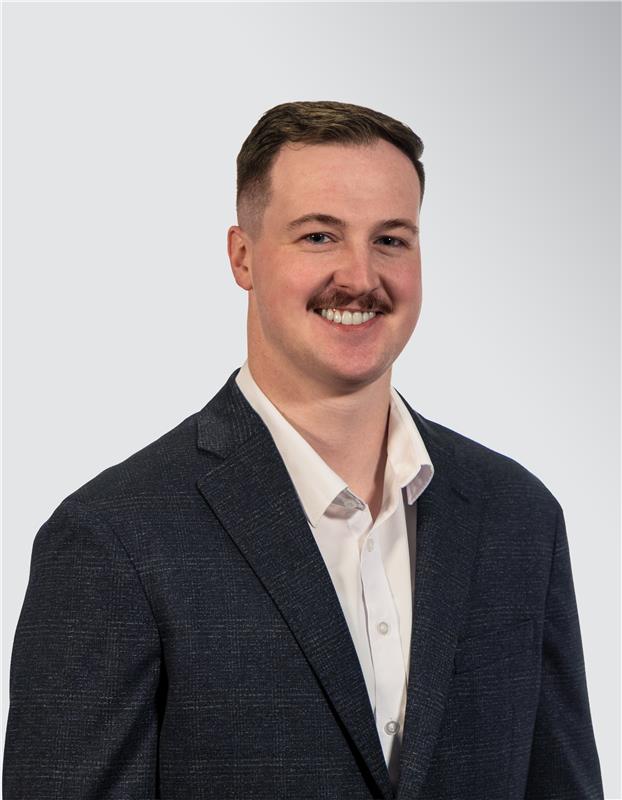 Wyatt Knudson Headshot